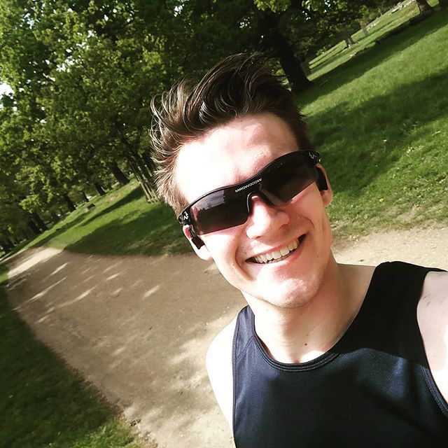 AliToyn's tweet image. Lovely day for some cycling and running! #firstdaysofsummer
-
-
-
#TNT #Triathlon #BRICK #Duathlon #cycling #cycle #bike #run #running #RichmondPark #Sunny ift.tt/2rhKzXK