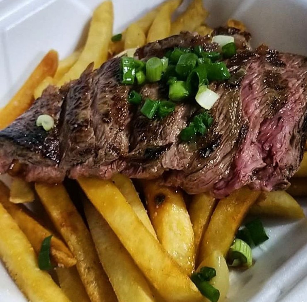 gourmet_stops's tweet photo. @tender_grill serving #yummy #dinner #tonight at Hampshire Place Apartments-> https://t.co/l0ahO1oPfe Dinner time 5-9pm! #laeater #laeats #labites #ladinner #losangeles #dinnertonight #streetfood #lafoodie #foodie #lafoodtrucks #trucks #dailyfoodfeed #eattonight https://t.co/d33Y3XIB2w