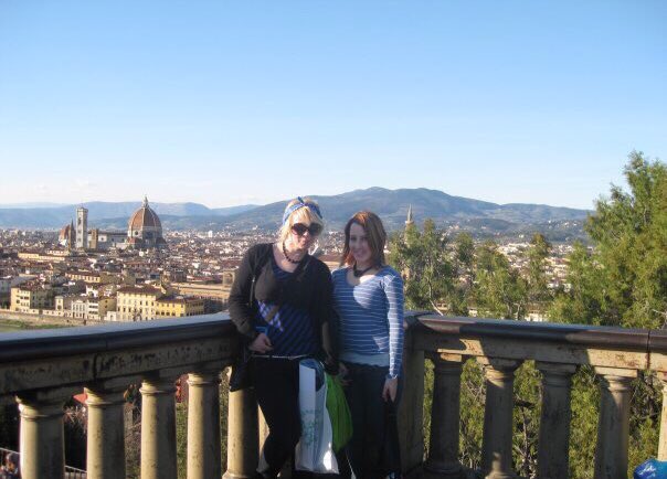 #ThrowbackThursday to my first #trip #abroad! Oh the #romance.! #italia #italiangirl #italy #italytrip #italyfashion #italy_stop #italy #florence #florenceitaly #florenceitaly🇮🇹 #firenze #firenze #firenzecityitaly #duomo #kateeppers #jewishgirl #vacay #Vacaygoals #InfinityWar