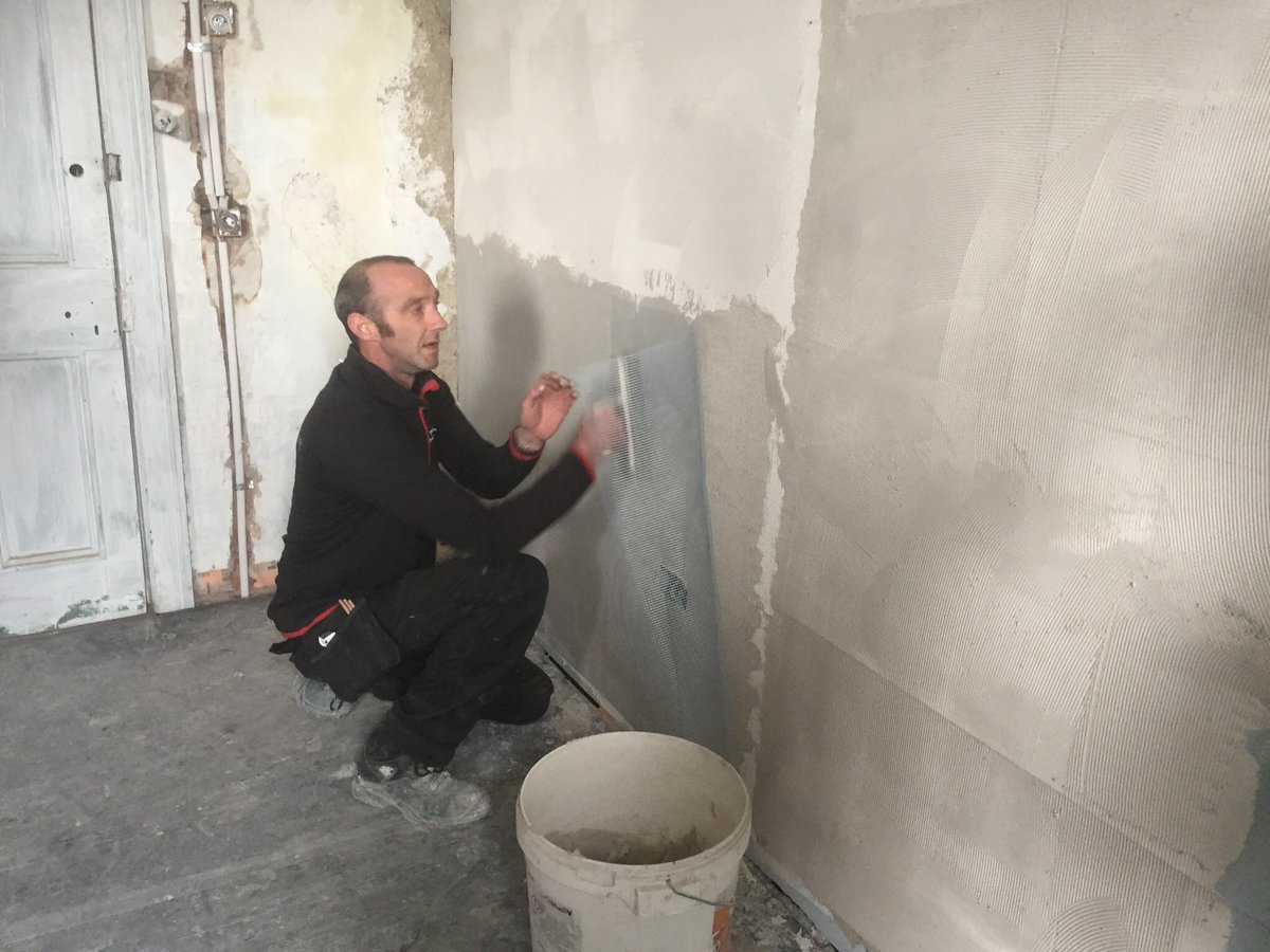 ecologicalbuild's tweet photo. Well done to Dave and his team @dbplaster for a professional demonstration of the application of #CALSITHERM climate board & #DIASEN cork lime based #breathable plaster @dubcivictrust event today @RIAIOnline #heritage #retrofit https://t.co/9HIxiIyR3r