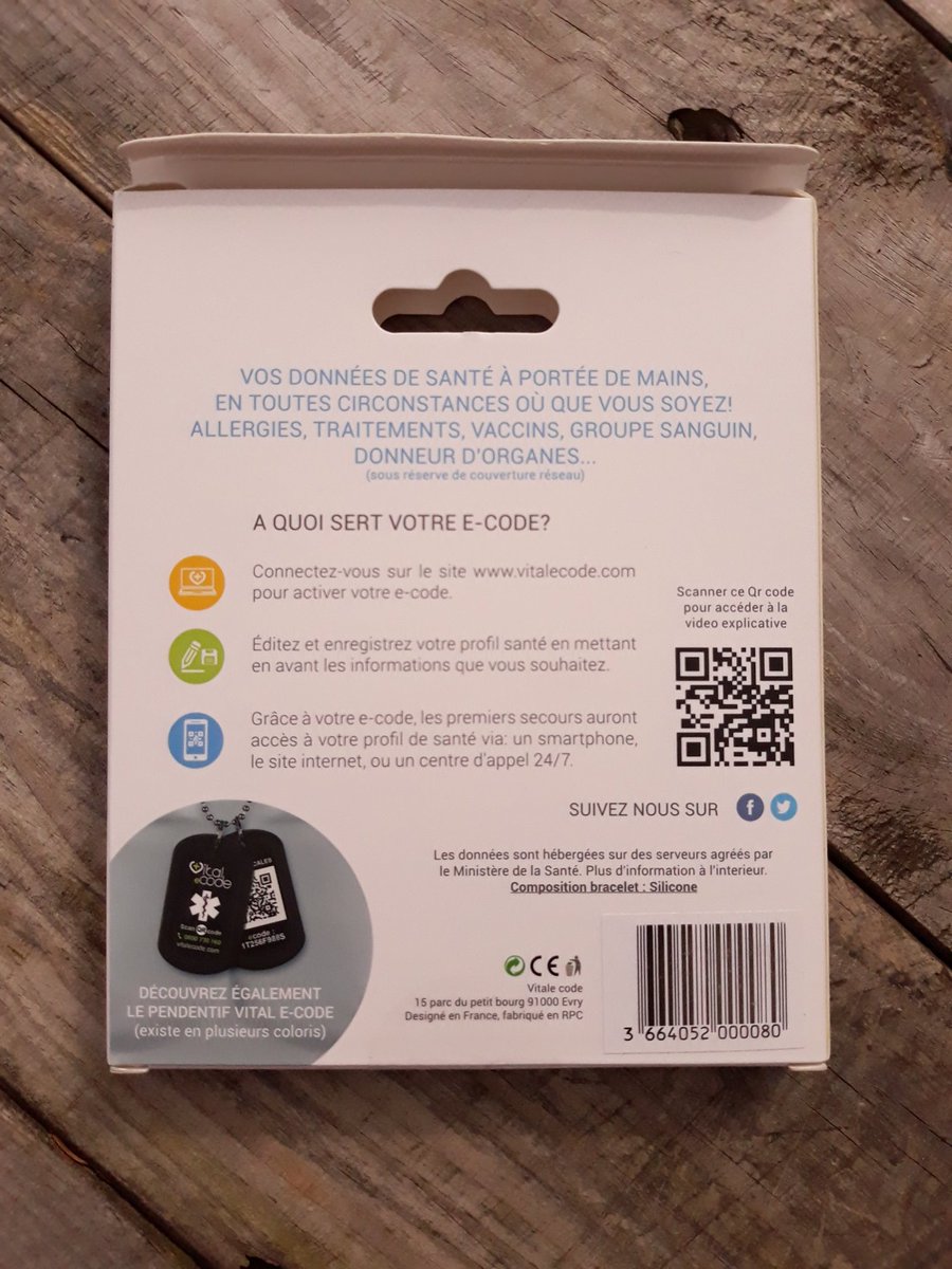 RemiSzk's tweet photo. Voici @Vitalecode, mon ange gardien lors de mes sorties trail et vélo ! Ma fiche d'urgence est sur ce bracelet au cas où il m'arrive un pépin, les secours sauront tout de moi. #vitalecode https://t.co/XdV9N1x7Zs