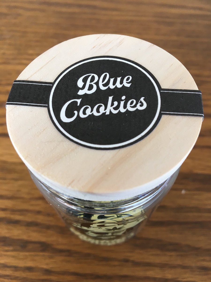 MaryMart253's tweet image. New in from #FreddysFuego
&amp;amp; they’re 🔥🔥
#BlueCookies
#Gummo
.
.
#marymart253 #marymarttacoma #budtender #budtenderlife #washington #tacoma #endofprohibition #morethanmarijuana #morethancannabis #cannabis #cannabisculture #cannabisconnect #weedporn #meteoricmotion