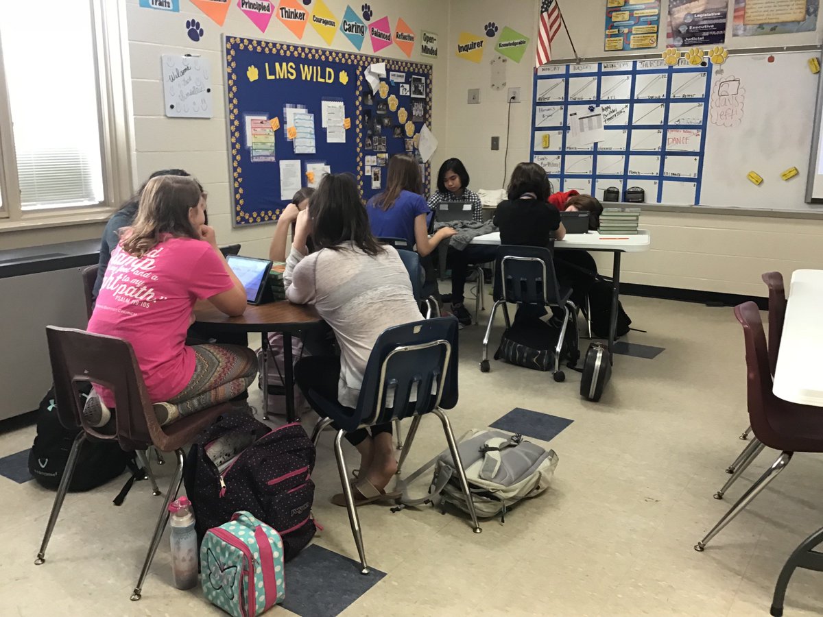 cassielousundel's tweet image. Loved seeing the students reflect on their year by taking 5 minutes to reflect!
#LMSMissionLesson
#ReflectToGrow