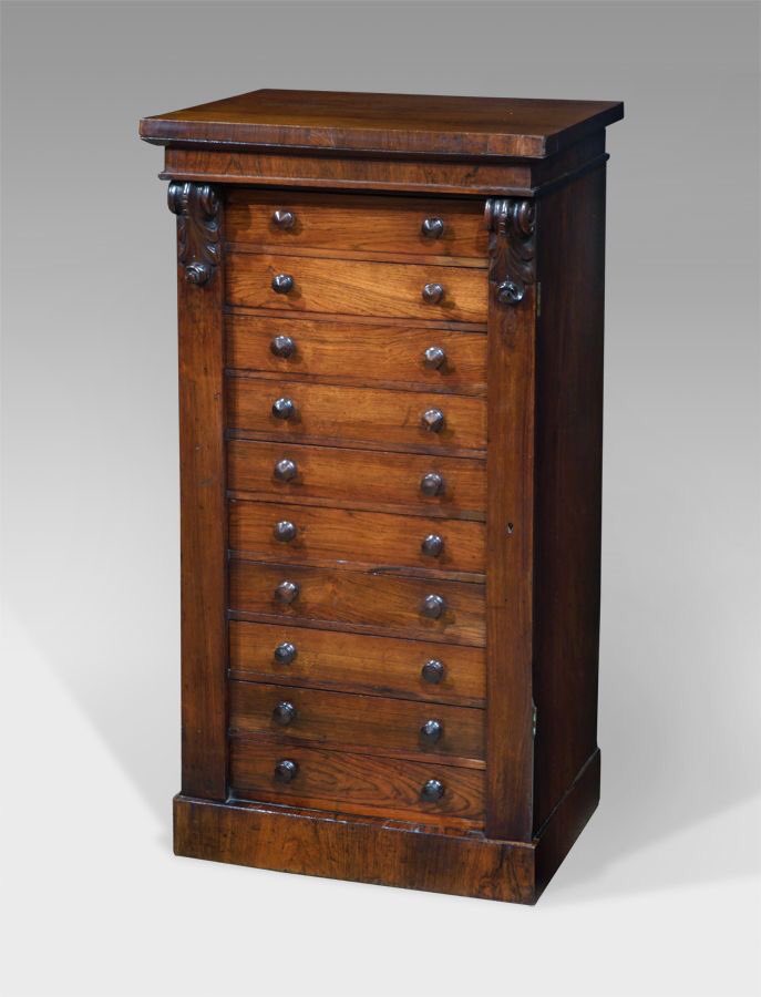 antique_export tweet picture