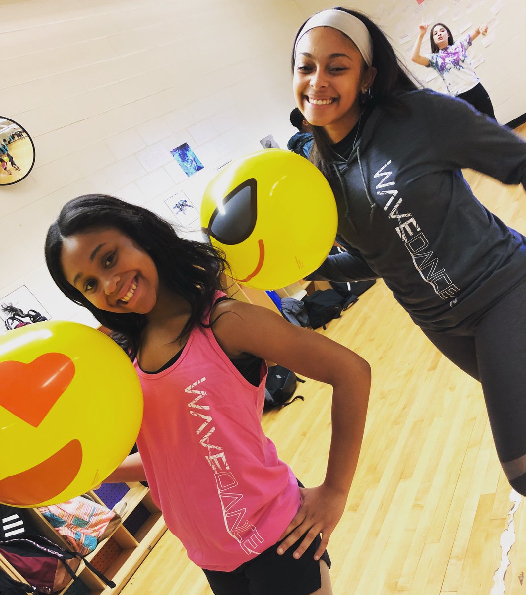 LBWaveDance tweet media