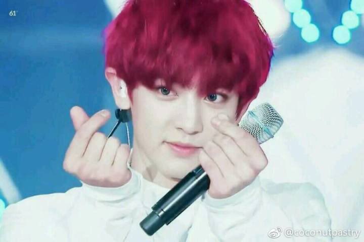 Chanyeol_Cherri's tweet photo. เพิ่งปั่นงานเสร็จ ร้องไห้แรง 😭 
เหนื่อย 😭
ขอกำลังใจหน่อยต้ะลูกต๋า~ 
ตะอุ๋งต๋าส่งใจให้ตะฝานต๋าหน่อยเร้ว 💕 https://t.co/RrQ6YNgtdY