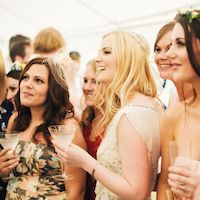 H E N  P A R T Y | This #bankholiday 4 years ago, I was celebrating my fabulous #henparty. We were lucky enough to rent a lovely house in Chichester and my favourite ladies sent me off to married life in style. Sending all the love to those celebrating their hen do this weekend!