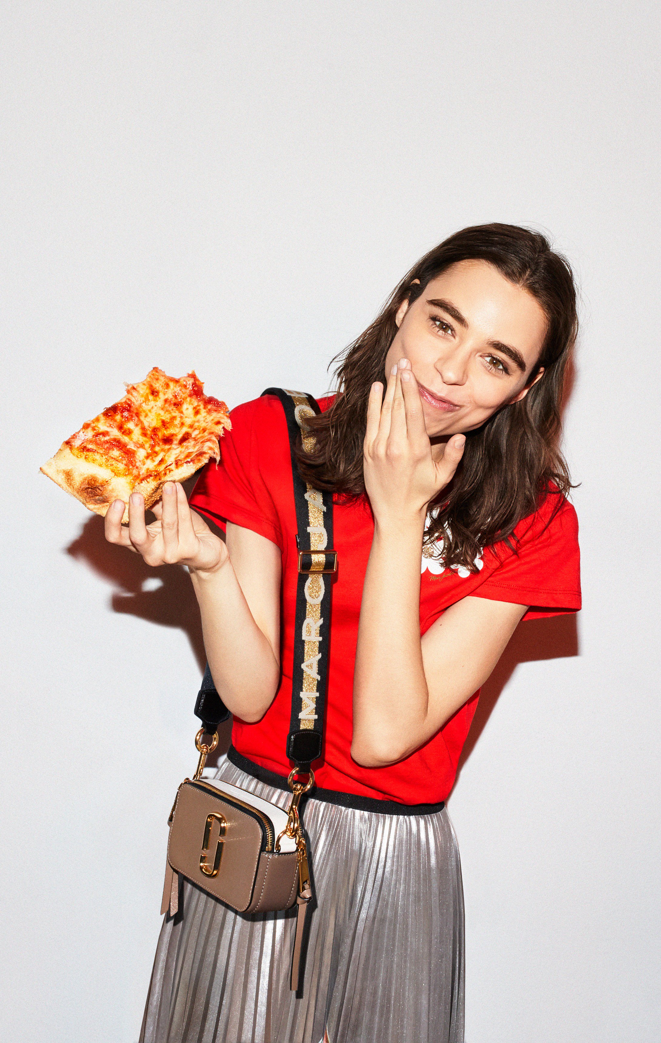 Marc Jacobs on X: Lunch Date 🍕 The Logo Strap Snapshot Bag in French Grey  is here ❣️🇫🇷👉  #MJSummer18   / X