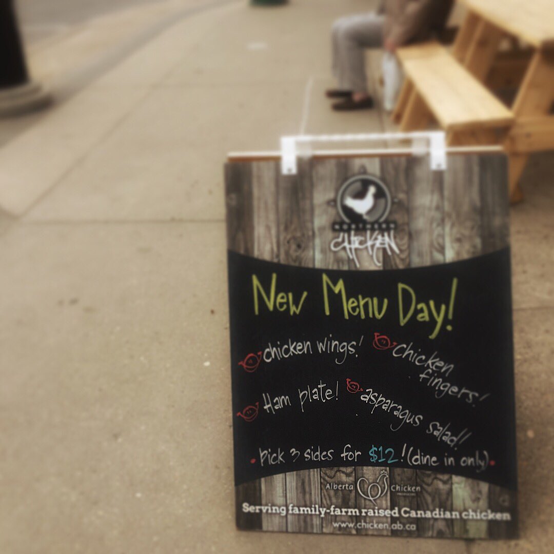 Arbitral's tweet photo. 🍗NEW MENU DAYat @northchickenyeg🍗
Featuring @meuwlys sausage, @IrvingsFarm pork, @PinocchioIceCre, 3 new appetizers, 3 new sides, and our new mustard sauce for the chicken. #yegfood #yeg #nchotchicken https://t.co/5RBUX4V24w