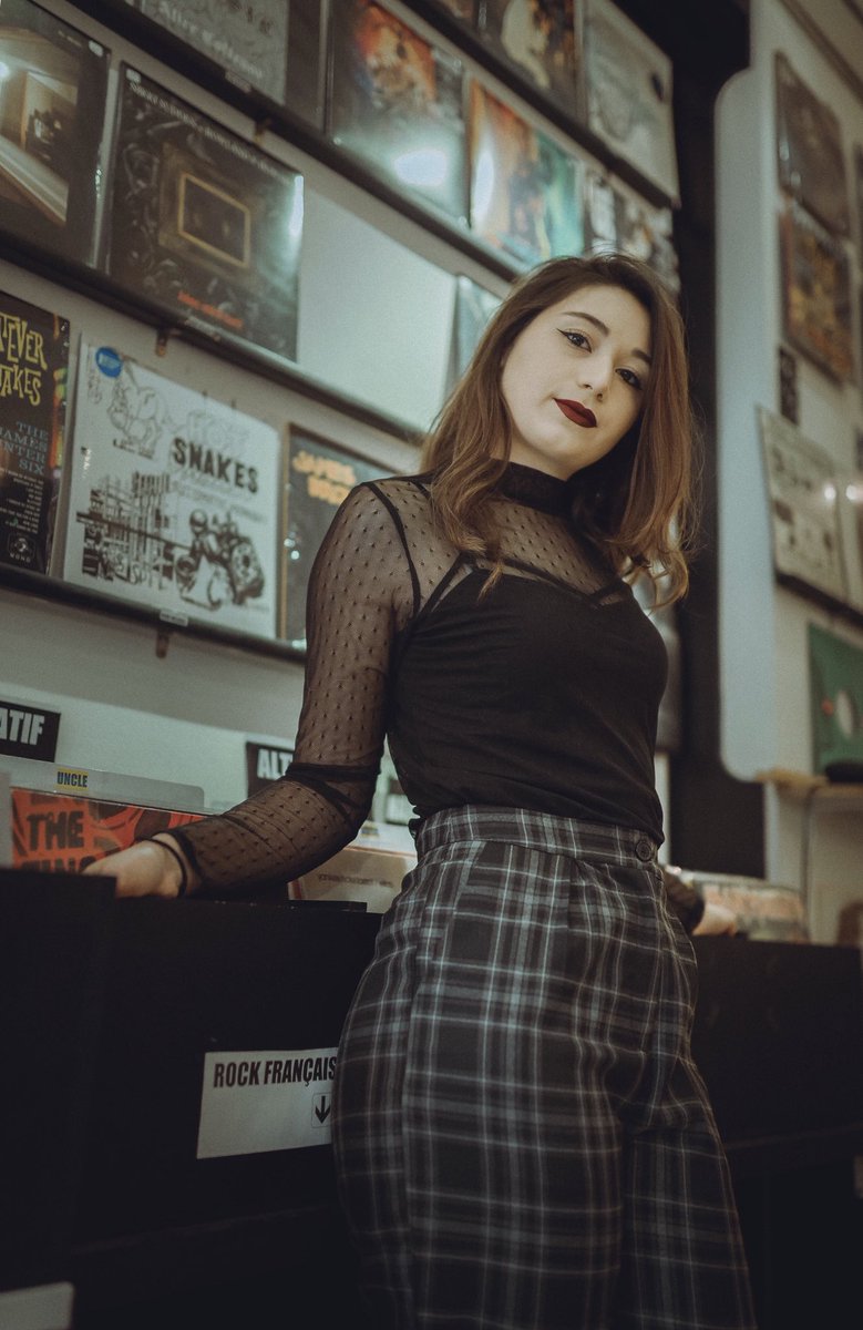 AuroreAlvs's tweet photo. Old school 📸 @szczcharlotte https://t.co/bv5pOqejB6