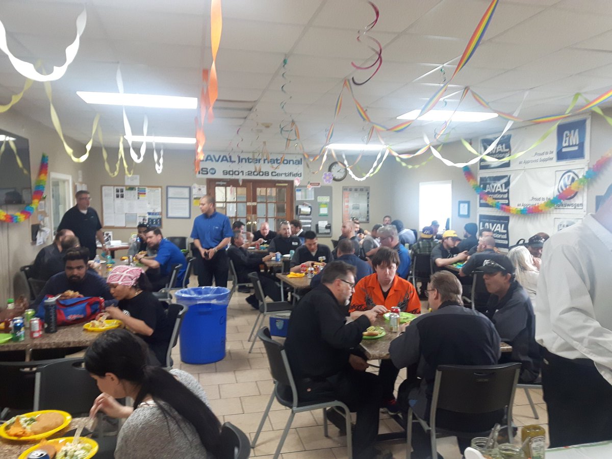 Lavaltool's tweet photo. $1050 raised by our AMAZING employees today for @UnitedWayWE at our spring luncheon! WOW!!! We are so thankful to have such an amazing team that loves yo give back to their community. #yqg #wegiveforourcommunity #teamlaval https://t.co/rBudmNd1j2