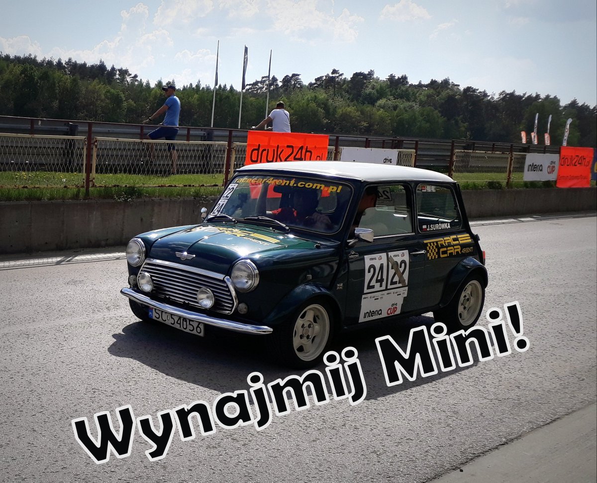 Zabytki_Nieba's tweet photo. Dzisiaj przejechałem się oryginalnym #Mini. Warto zapoznać się z tym czterobiegowym gaźnikowym maleństwem w kolorze British Racing Green, i wynająć je na rajd #Interia #DriveCup, #ClassicautoCup (albo inny) i poszaleć - byle nie rozbić! https://t.co/bjo4q1o5mZ . Dzięki Michale! https://t.co/Wl4jv2jaRf