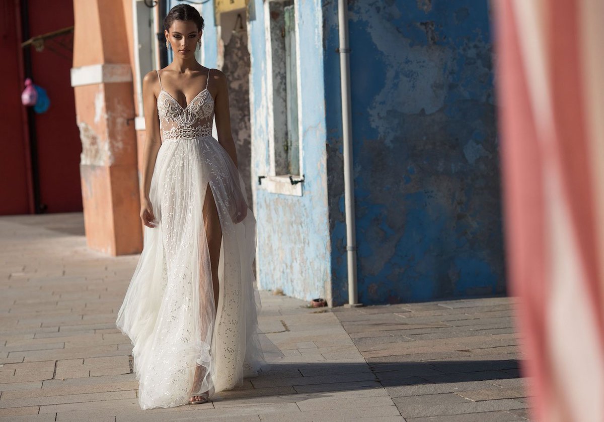 dimitrasbridal's tweet photo. GALI KARTEN has arrived and our trunk show has begun a day early! Find your dream dress during our exclusive event this weekend ❤️❤️❤️ #galikarten #bride #wedding #bridetobe #dimitrasbridal #weddingdress #bridalgown #weddinggown #chicagobride #brideinspo #bridalfashion https://t.co/Lz9luaCXft