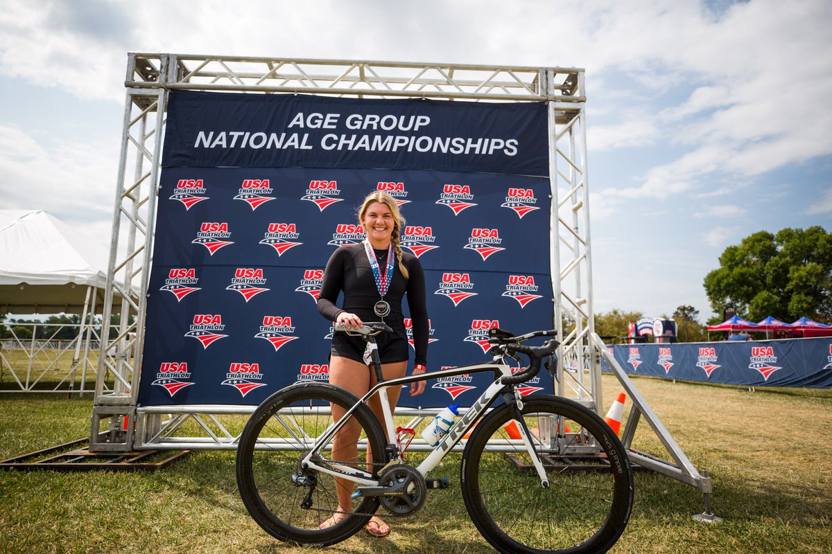 100 days to go!

We've hit the 💯 day countdown for the 2018 USA Triathlon Age Group National Championships! The event takes place the weekend of August 11-12 in Cleveland, Ohio. #USATAGNC (📸 Archi Trujillo)