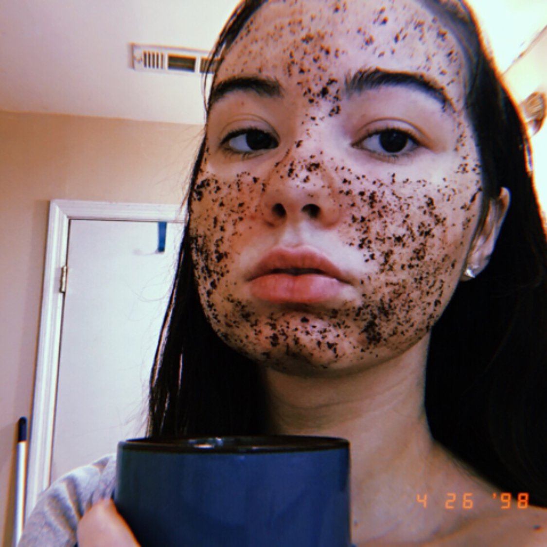 maeganificent's tweet photo. My favorite products out of this Vox Box was definitely the Frank Bod scrub, Shea Moisture moisturizer, and Not Your Mother’s 10-in-1 spray! Going to be purchasing ASAP.  @influenster #PrepVoxBox #complimentary https://t.co/cLB3PeQLQW