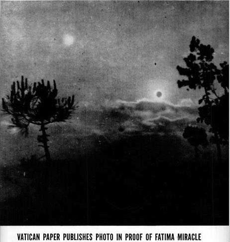 fatima100years's tweet photo. One of the rare photos of the Miracle of Sun happened on 13th October 1917. The Sun changed colors and moved in Zig Zag motion all over the Sky. #MiracleofSun #FatimaMiracle #FatimaPortugal https://t.co/7cxER896jp