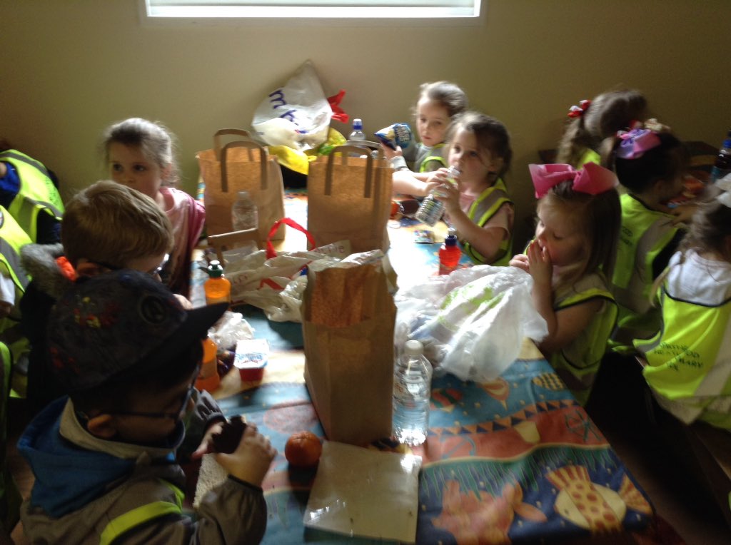 springwoodfs's tweet image. Yum, yum, yum! #swhdaysout