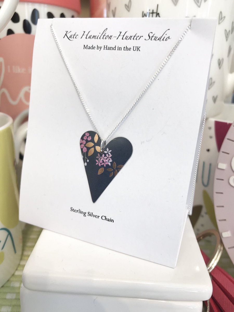RowanTreeGifts's tweet photo. Pretty new ranges of #katehamiltonhunter #jewellery, lots of new colours and #designs 💕  #gift #giftsforher #budleigh #devon https://t.co/Nzvep2TKDu https://t.co/4lYWHOOQiT
