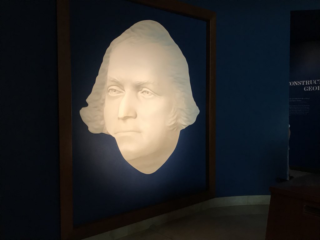 Bus1ForDC2018's tweet photo. #ROMBUS1DC2018 shared they have seen this type of art before. Can you guess where? https://t.co/jDqa0a6b7i