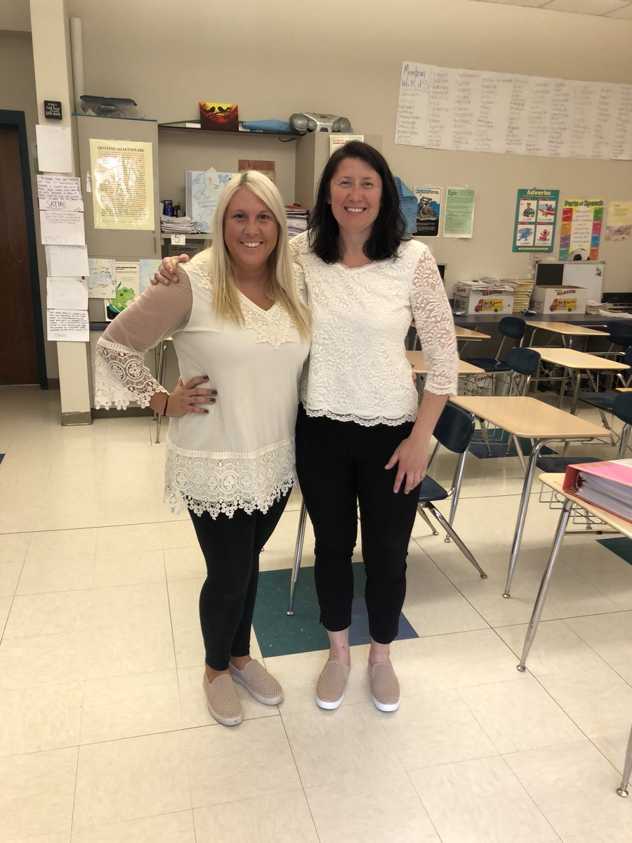 lutarehhs's tweet photo. Great minds think alike! #weareehps #interdisciplinaryplanning #crosscurricularcollaboration #math #English https://t.co/eUAiP63uol