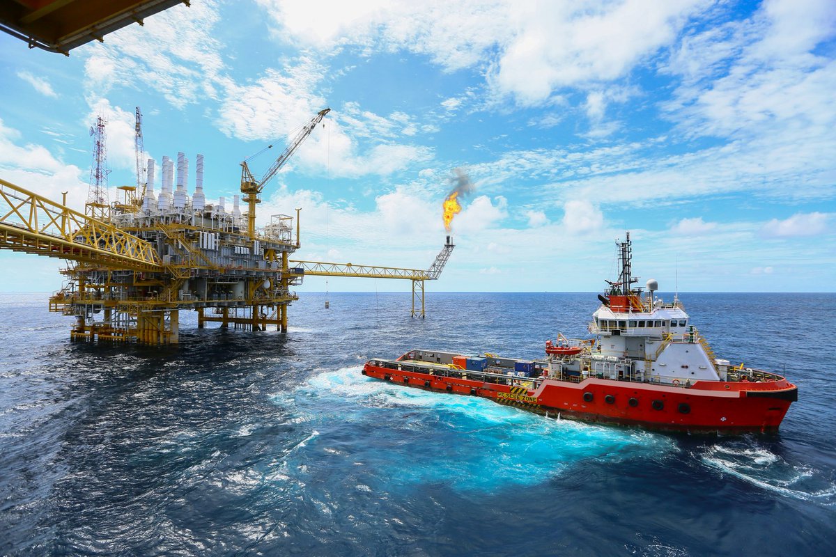 TomLydon's tweet photo. A Dynamic Commodity ... - https://t.co/RVB5vm0GmY #ActivelyManagedETFs #Alternatives #CommodityETFs #CurrentAffairs #NewETFs #SDCI #USCI https://t.co/Iem98VtWth