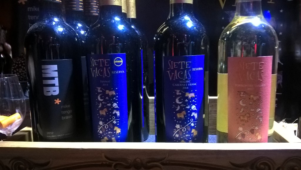 dvdelgado's tweet photo. #WineHackaton #EnjoyMalbec @SieteVacas @MTBCostaflores 😉🍷 https://t.co/GlmoJvbsOS