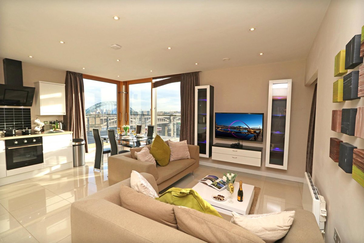 With fantastic views across the city from a private rooftop terrace, The Utopia Suite is in a prime city centre location, close to the famous Quayside.

Looking to visit our city this year? Treat yourself to some luxury 👇
bit.ly/theutopiasuiteo