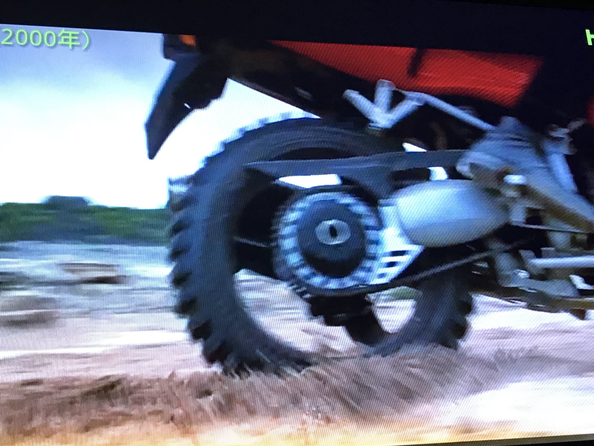 El ミッションインポッシブル2見てたけど バイクレースのシーン これタイヤ変わってない オンロードからオフロードになったに気がする W El ミッションインポッシブル2見てたけど バイクレースのシーン これタイヤ変わってない オンロードからオフロードになったに気がする W
