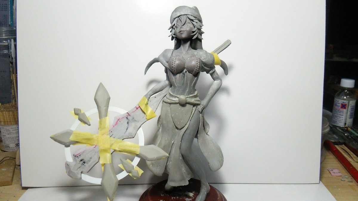 第４０７製作所 次はエントマ Twitterissa オーバーロード ルプスレギナ マスキングテープでわかりにくいですが武器はこんな感じになります 明日一杯作業したらサフ吹いて本申請します