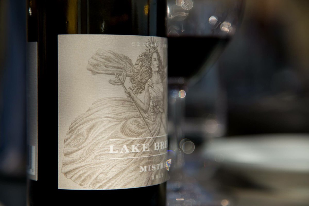 Join us for a tasting and the debut of our Cellar Series wines. 

lakebreeze.ca/blog/cellar-se…

#bcwine #naramata #penticton #okwinefest