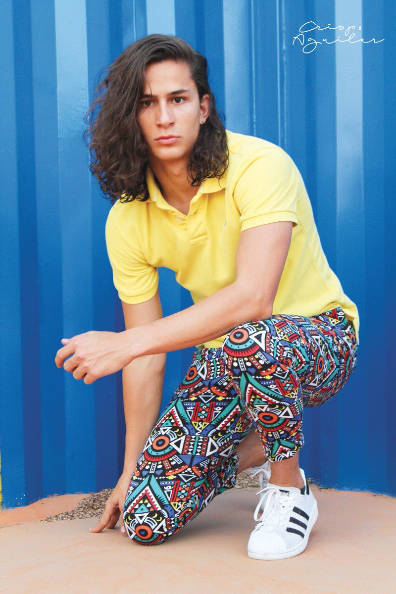 marcosfashion's tweet photo. Ya estamos en la revista @dos8 y @dos8manzanillo en la sección #trends  
#dos8 #dos8manzanillo #colima #manzanillo #abril #2018 #marcoscandelario #menswear #mensfashion #menstyle #mensfashionpost #mexicanbrand #mc #verano #trends #streetstyle #red #photos #photoshoot #editorial https://t.co/2SZR9AITYC
