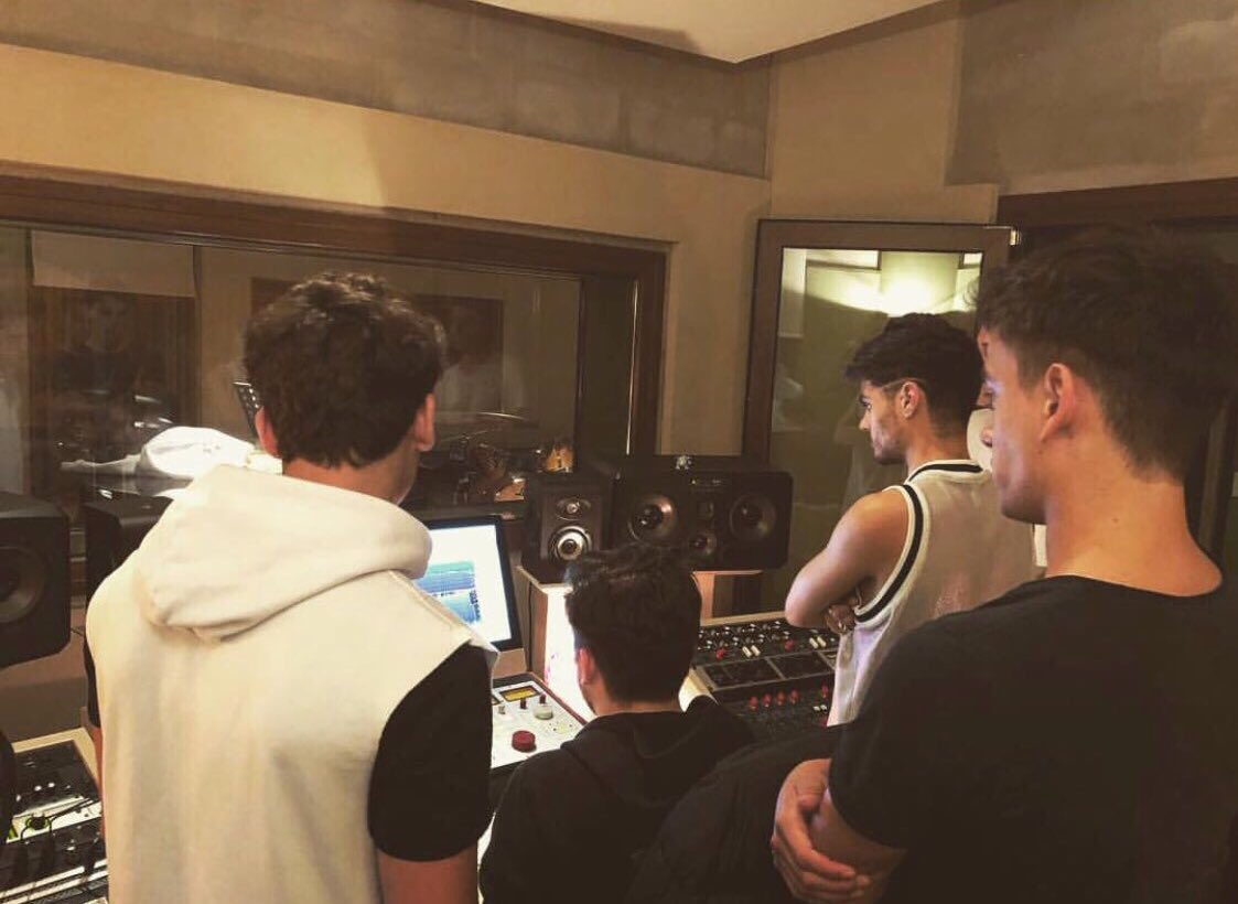 MYArgentinaFCO's tweet image. Muy pronto #LXT,, MYA ft Abraham Mateo ft feid 💣🔥🙌🏻