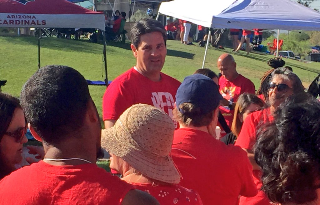 mrobisonfox10's tweet image. .@ArizonaEA President Joe Thomas answers questions &amp;amp; discusses the newly signed #AZBudget. If an #InvestInEducation initiative is put on the Nov. ballot, voters, not legislators, will decide if more $ goes toward education. #Fox10Phoenix @FOX10Phoenix @CarmenMB_Fox10 #RedForEd