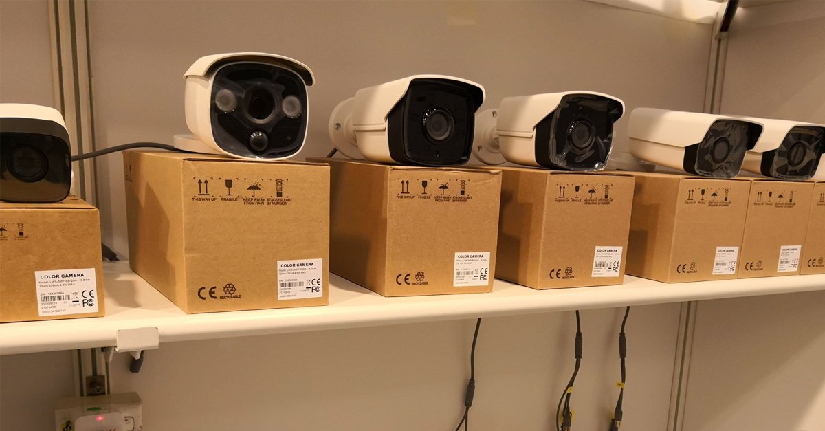 Available with multiple lens of 2.8mm/3.6mm/6mm, these IP67 rated HD bullet IP cameras feature up to 80M IR range to protect 
your property both day and night with incredibly clear image quality. Learn more:  en.anboson.com/products_detai…