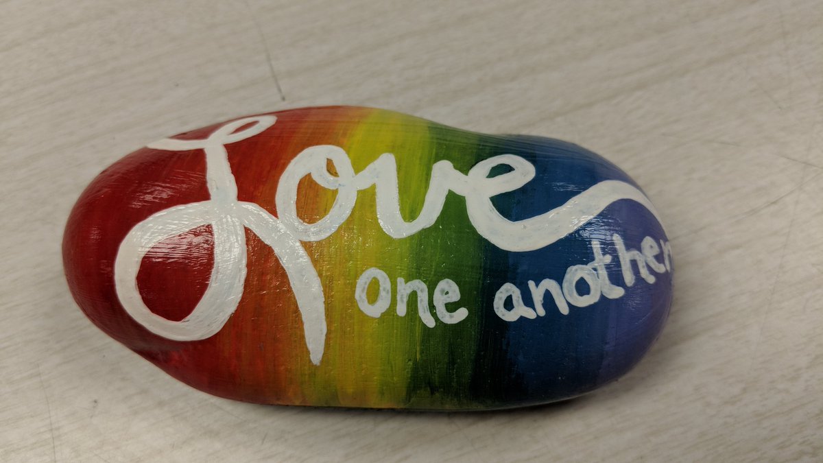 OakViewESArt's tweet photo. Kindness ROCKS! ... quite literally, too! Coming to OV in May, students will be making their own in art classes! Then placed in a rock garden! https://t.co/fpjLrx8bDp