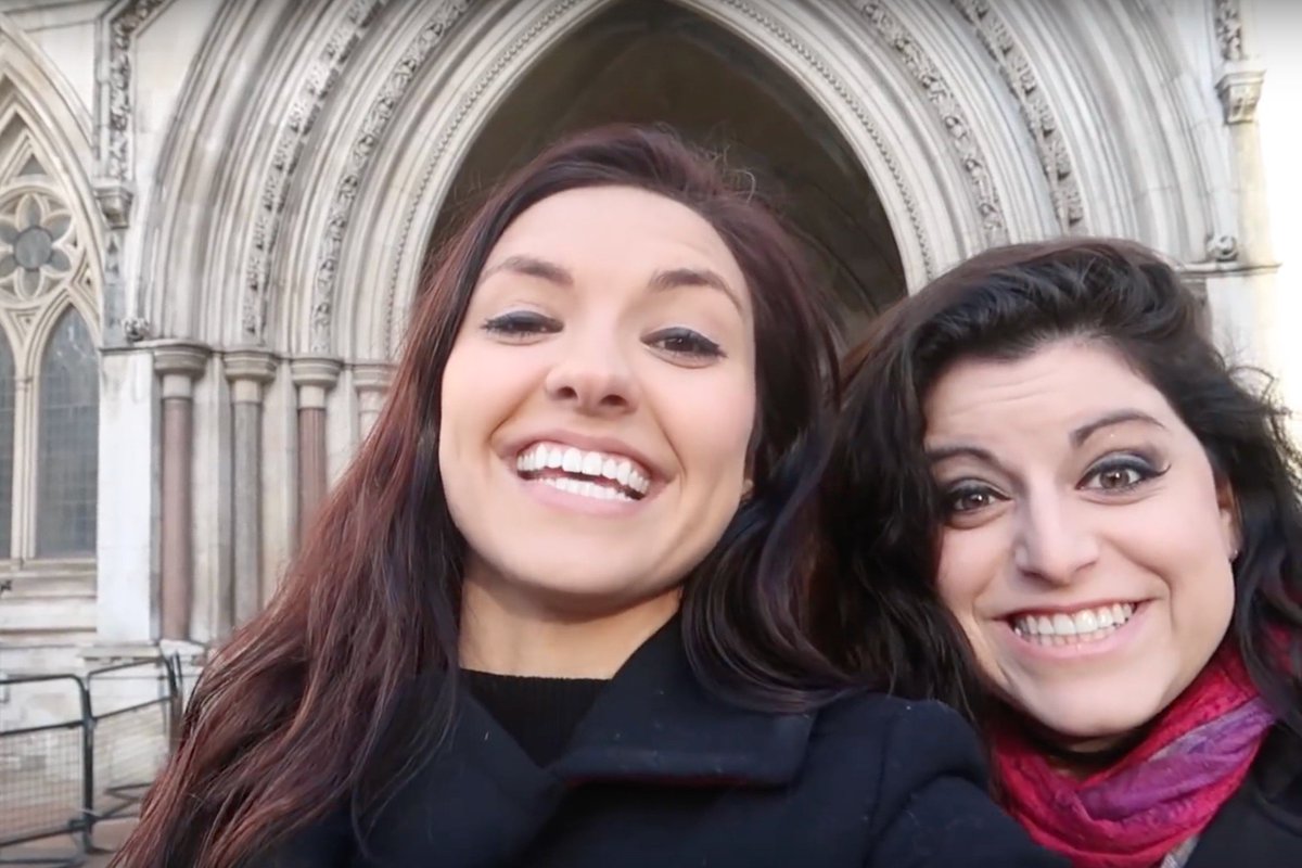 DIVAmagazine's tweet photo. Top 5 #lesbian proposal videos you should probably watch right now 😍😍😍 We’re not crying, you're crying... 😭 #lgbtwedding #lgbtlove #proposal
https://t.co/dHtztZ1MbB https://t.co/MwMqB5DTcQ
