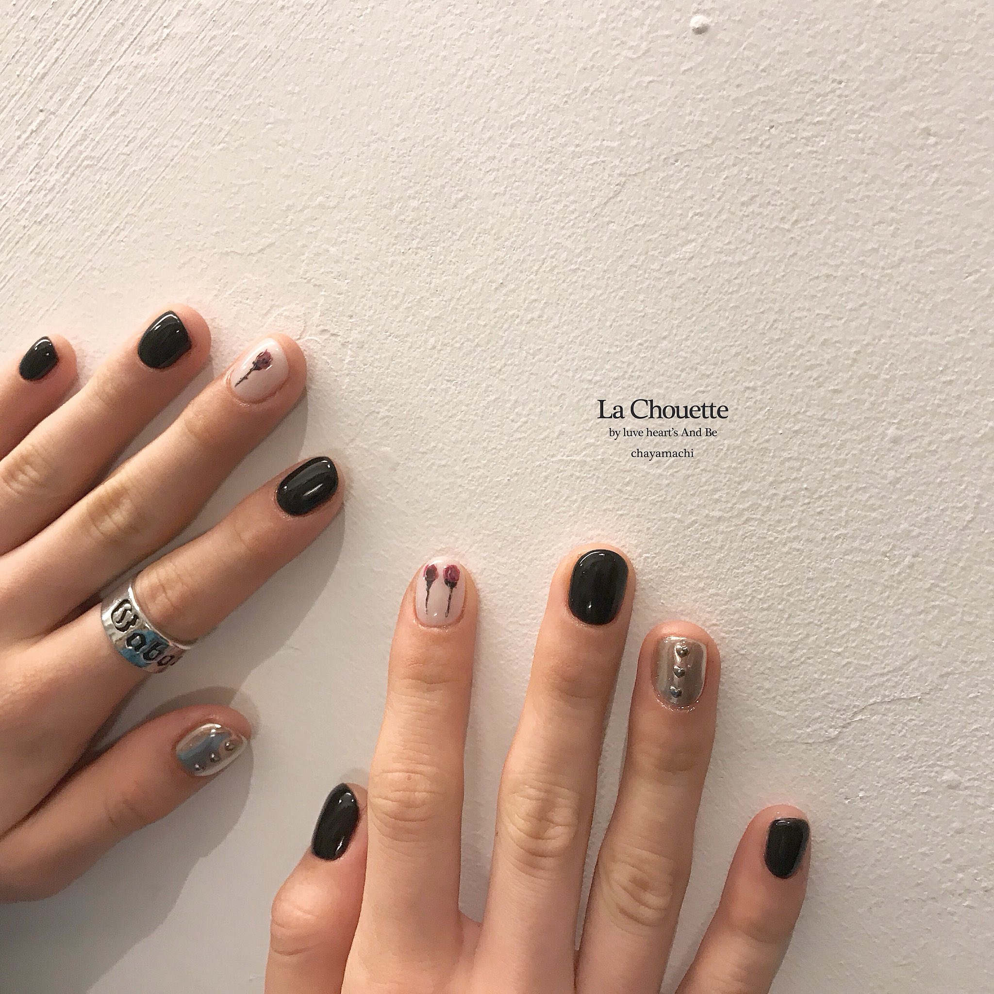 Arima Risa 大阪ネイルサロン 個性的ネイル 在 Twitter 上 4本アートコースモデル Ari Nail ショートネイルにぴったりなデザイン バラとワンカラー沢山練習したい T Co Acqzcykq ネイル ネイルデザイン バラネイル おしゃれさんと繋がりたい