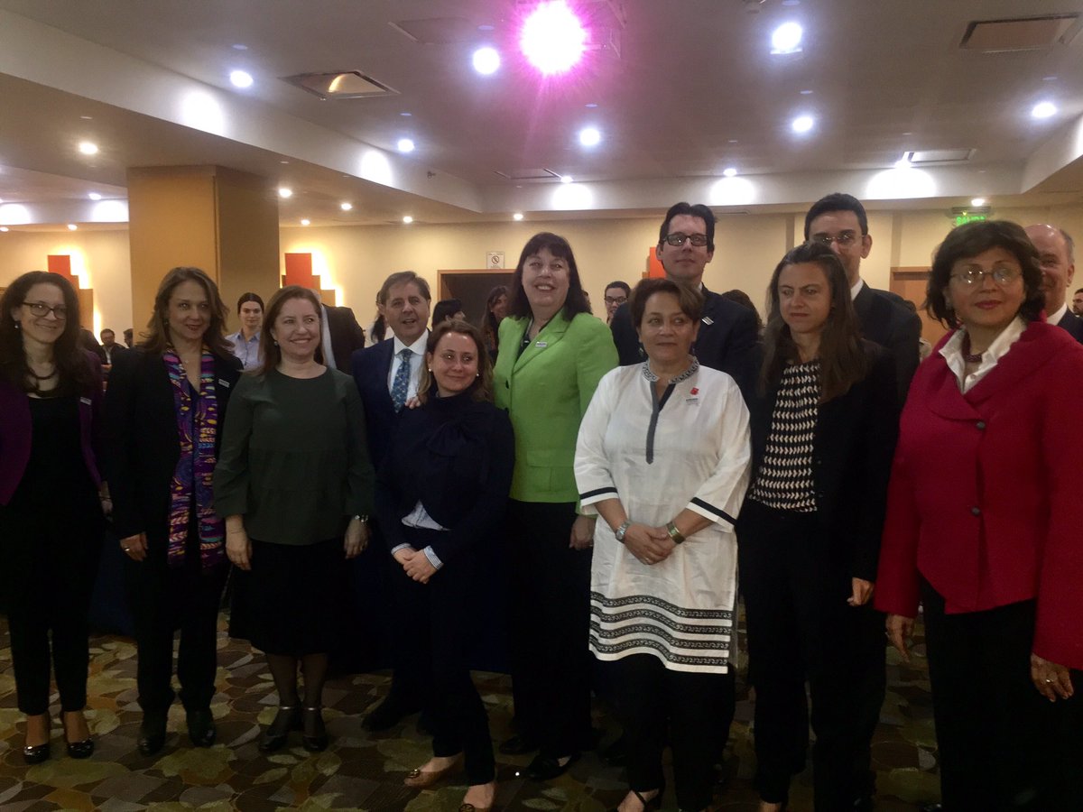 MartinSantiagoH's tweet photo. En #Colombia estamos en un momento preciso para evitar que más niñ@s y adolescentes sea reclutados para la guerra. Hoy gracias a la visita de la Sra. Gamba compartimos experiencias que nos permitirán sacar a los niños, niñas y adolescentes de una guerra que no les pertenece. https://t.co/mPo4mTL9RT