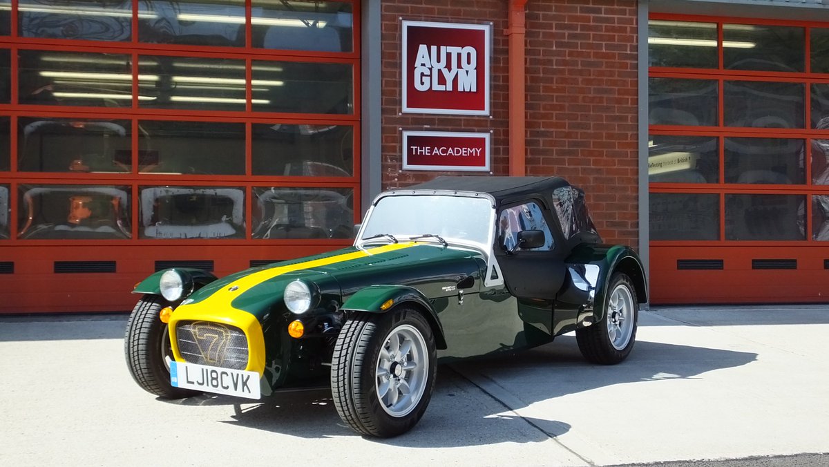 AutoglymPro's tweet photo. We had a visit from @caterhamcars today. We were training their new in house detailer Matt in the @autoglym Academy. In the trade and fancy some training? Get in touch! #PassionForPerfection #Autoglym #Caterham #BFF #MadeInUK #Tweet200 https://t.co/J3pWU0kw9r