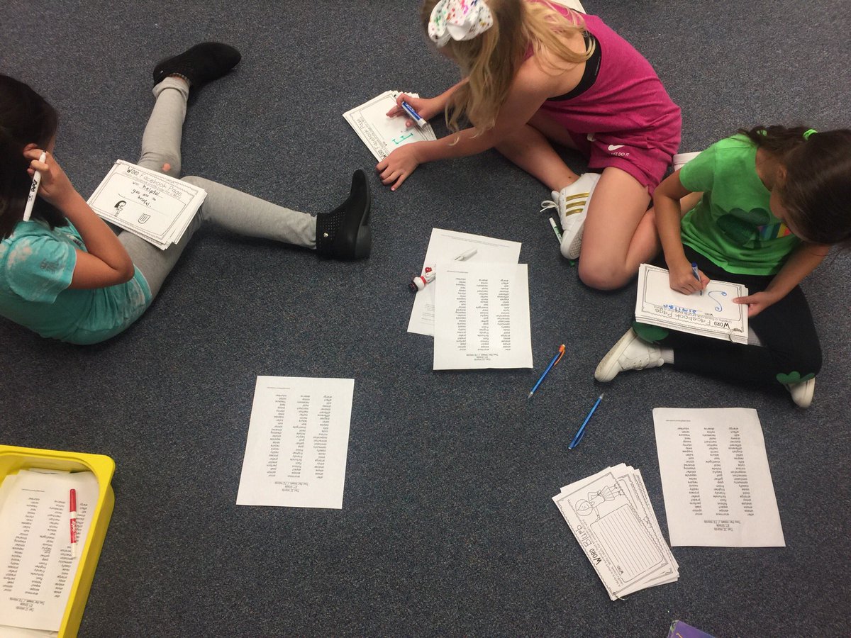lytlesbears's tweet photo. Choosing ways to learn tier 2 vocab;) #bearshine https://t.co/lsFrfXgGSc