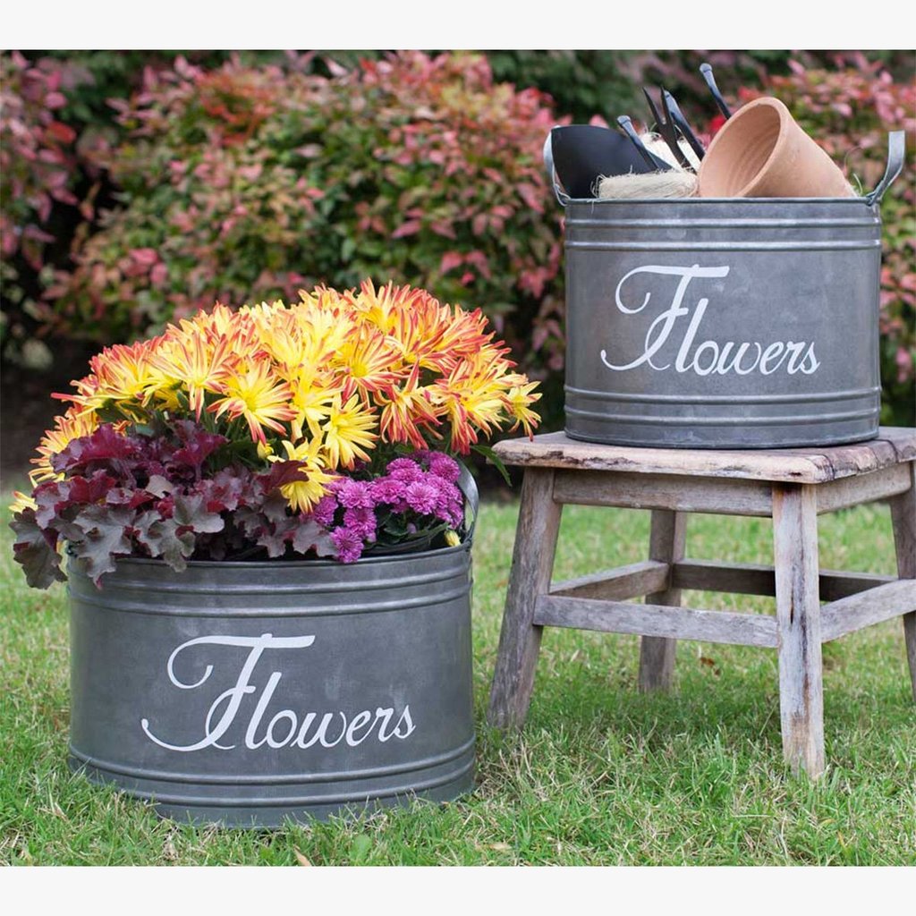 snappymisty's tweet photo. #planter #Garden #flowers #flower #homedecor #homedecorideas #curbfriendly #curbappeal https://t.co/1cdrd2OA33