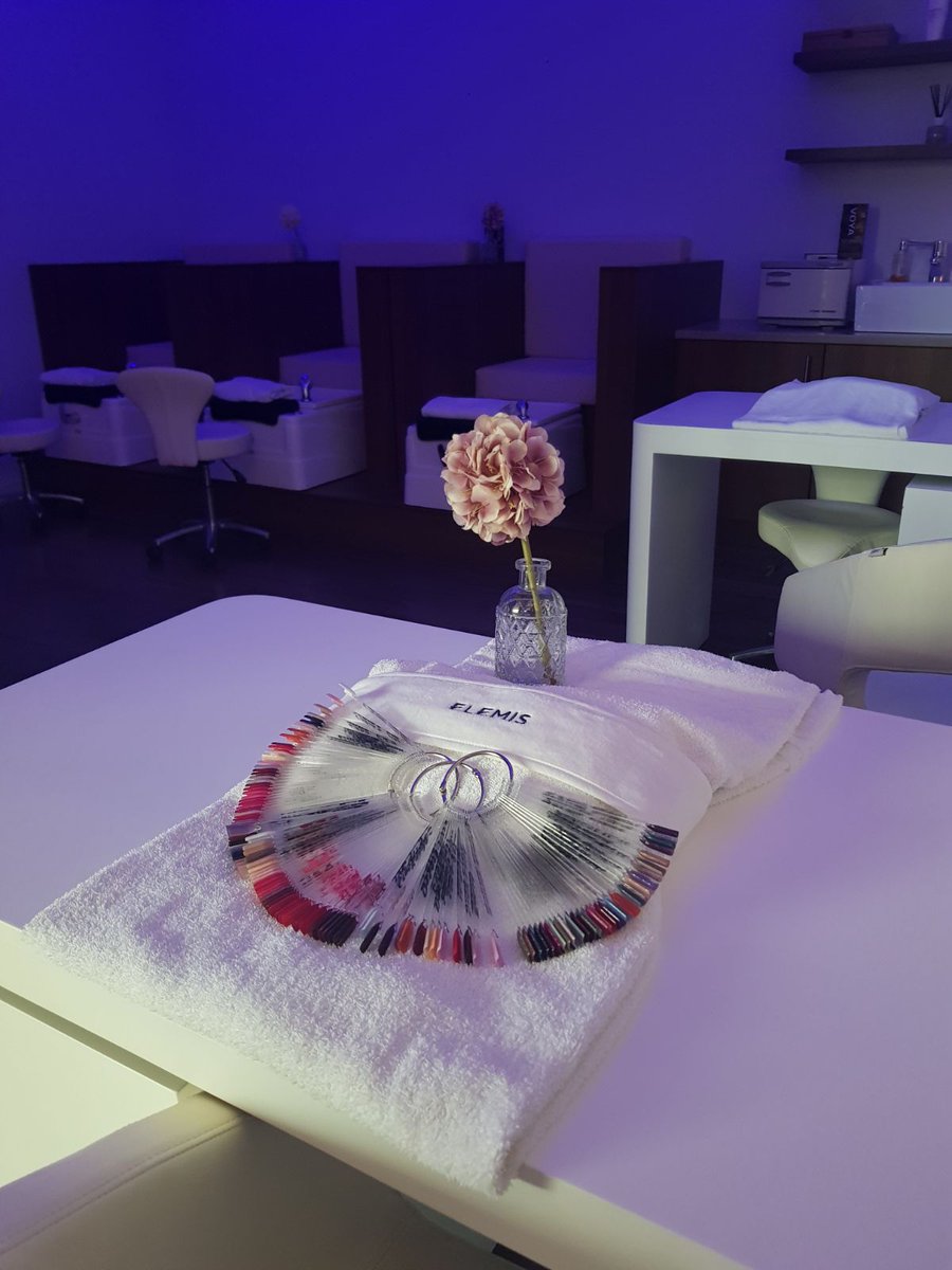 SpaCastleknock's tweet photo. With over 250 colours to choose from, get summer ready with a Mani-pedi at The Spa at Castleknock. #manicure #Expressspa https://t.co/zGmYQW8TrH