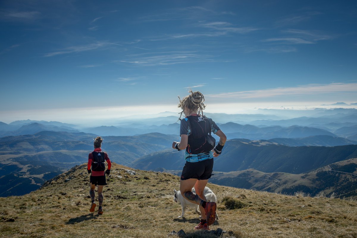 TRAINING CAMP ULTRA TRAIL 9-10 juny 2018 Millorar la teva tècnica o fer el teu bateig d'ultra trail. Amb @Laia_Diez, Anna Grifols, @quino_hernandez, @alba_mapic i @silvialealauge. 70km d'il·lusió a la Vall de Camprodon! goo.gl/a8dvnP