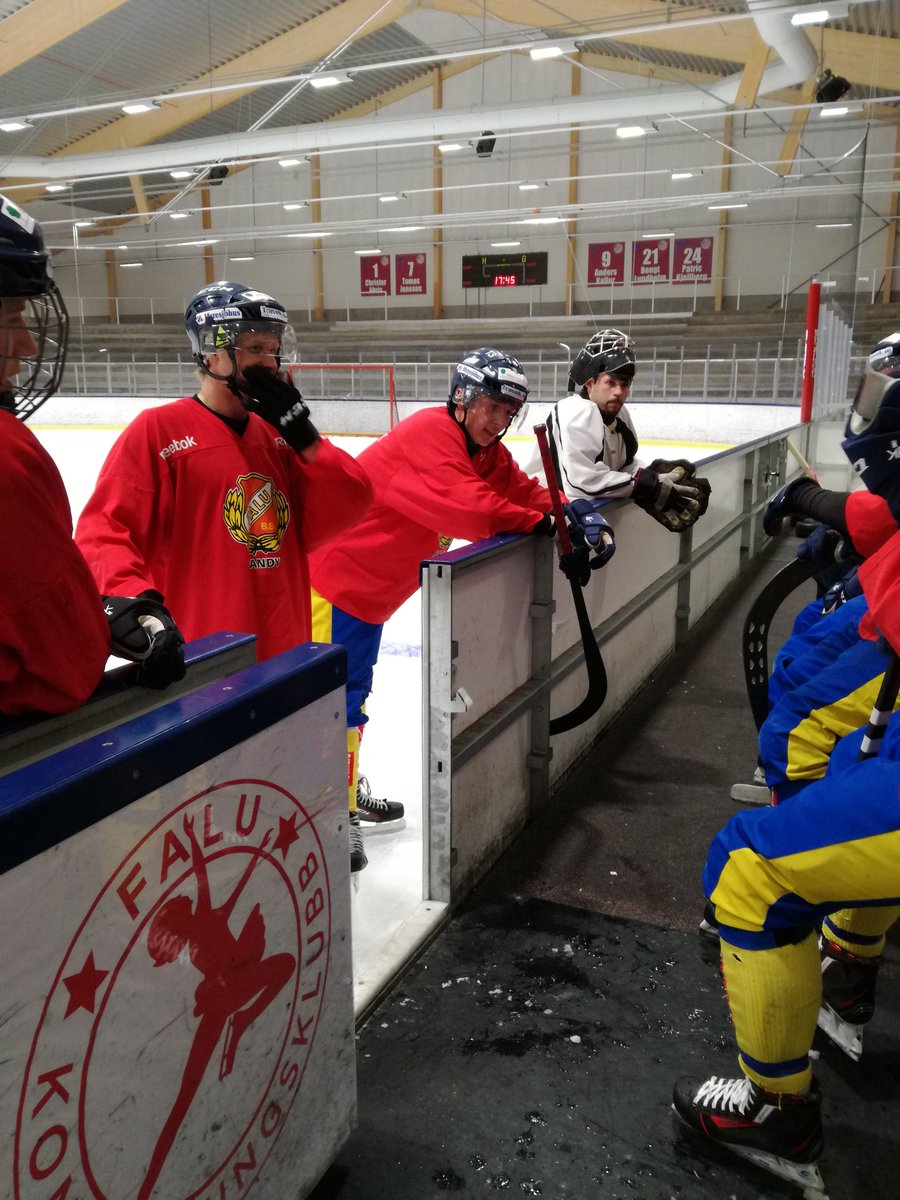 Första ispasset ger alltid den där sköna känslan! Nu är man igång igen! Nya upplevelser!