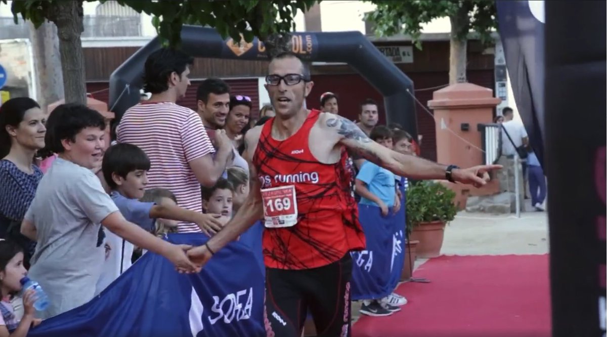 Santjaumenka's tweet photo. #lasantjaumenka2018, el 9 de Juny a les 20h. Qui farà ombra aquest any al guanyador de @rios_running el 2016 i 2017 en 5k? 
#premiadedalt  @Gafarruns https://t.co/qxSTzbxd8O
