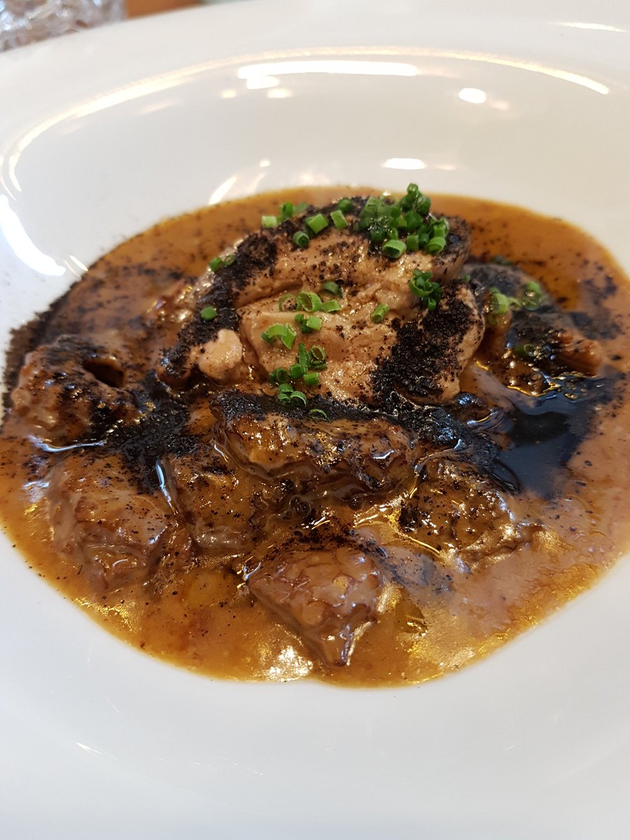 AllThingsBarna's tweet photo. Succulent Maresme peas, perky little chicken canelons,  creamy morels with foie, so much dense and earthy pigeon, and a cheesecake with strawberry mousse that frankly we just couldn't manage, through no fault of its own. @TheSerrasHotel #MarcGascons https://t.co/4450qAKTaY