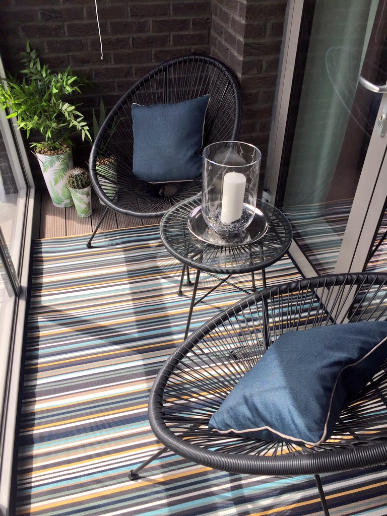 juberahmed's tweet photo. We had pineapples🍍 - Now we have Flamingos 🤷‍♂️🤷‍♂️ - May is all about "The Cotton Apartments" - Cant wait to launch on Thursday 24th May 2018 - Sneak peak of our show home 🏡 📝👀 @WandleHA @Mahi_C1 @AgentVeronica https://t.co/3eGurOT2Pr