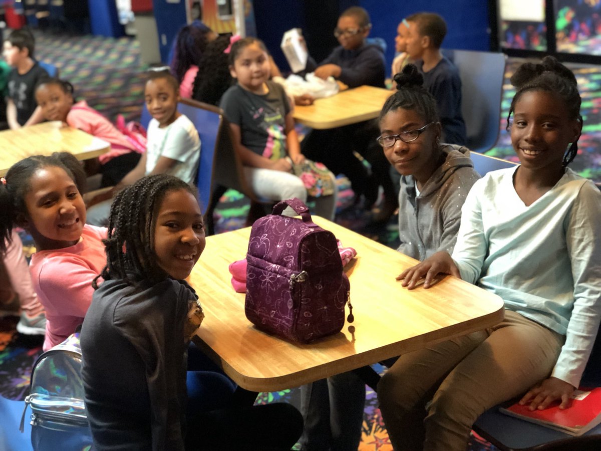 HarvardSES's tweet photo. Harvard Scholars enjoying the STEM field trip to Starlite Skating Rink @iwhittedsims @MrsWilliams1705 @sims_ivyleague https://t.co/agKs8wCshY