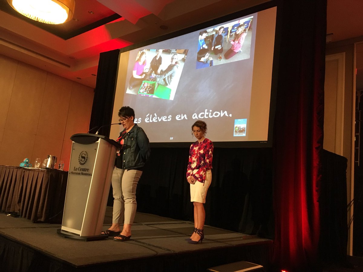 fortier_yvan's tweet photo. Des idées géniales de projets avec la programmation de Dash dans la classe de @LucieDion3 ! #Sommet18 https://t.co/llzJm1SjY1