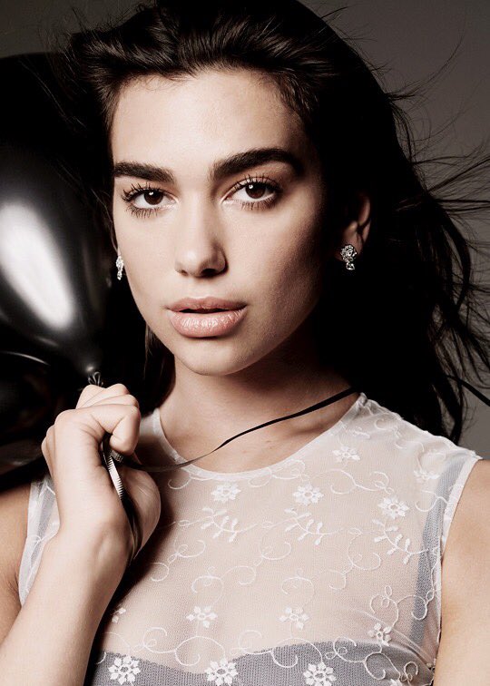 ᴢᴏᴇ ᴅᴀɴᴠᴇʀs. (@eofthxmoon) on Twitter photo 